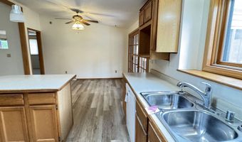 922 Elk Ave, Adams, WI 53910