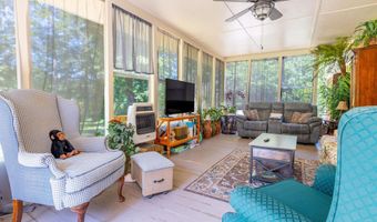 910 CHEROKEE Trl, Anniston, AL 36206