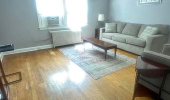 1424 STAPLES St NE 3, Washington, DC 20002