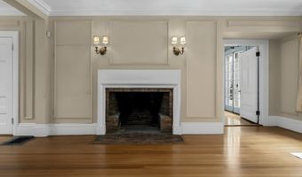 852 Hale St, Beverly, MA 01915