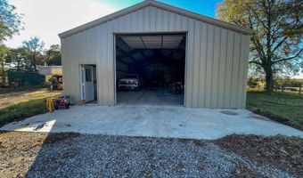 8667 Hardwood Rd, Atoka, OK 74525