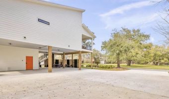 218 Thomas St, Bay St. Louis, MS 39520