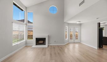 633 Thunder Gln, Escondido, CA 92027