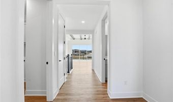 1599 Grayhawk Dr, Basehor, KS 66007
