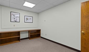 1050 Main St 24, East Greenwich, RI 02818