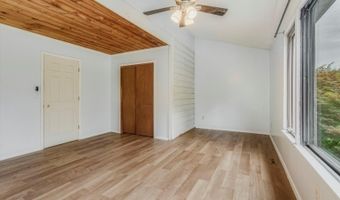 222 Cherokee Rd, Andover, NJ 07848