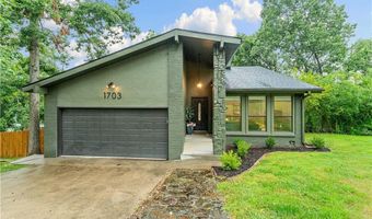 1703 Kimberly Pl, Bentonville, AR 72712