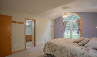 804 NE Michael Ct, Ankeny, IA 50021