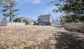 9 Marilyn Rd, Bourne, MA 02532