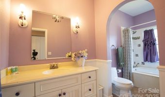 12 Riverview Dr, Bakersville, NC 28705