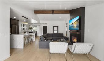 2146 Foster St, Oceanside, CA 92054