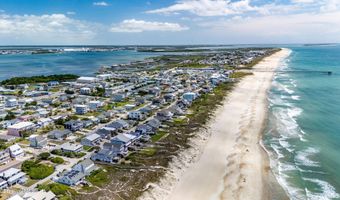 207 E Terminal Blvd, Atlantic Beach, NC 28512