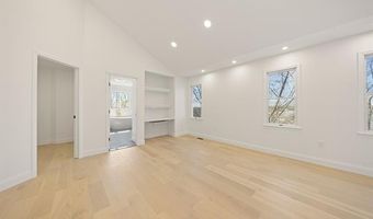 3592 GREAT FALLS Cir, Ann Arbor, MI 48108