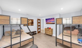 109 S Eucalyptus Dr, Anaheim, CA 92808