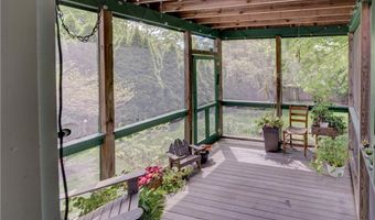 127 Foote St, Barrington, RI 02806