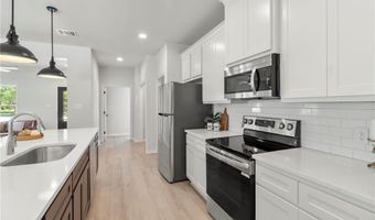 1104 Berkeley St, College Station, TX 77840