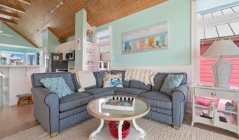 112 Sandpiper Ct, Atlantic Beach, NC 28512