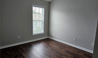 1021 Thornborough Dr, Alpharetta, GA 30004