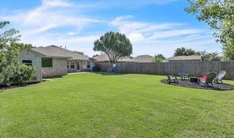 21855 Pioneer Cir, Edmond, OK 73012