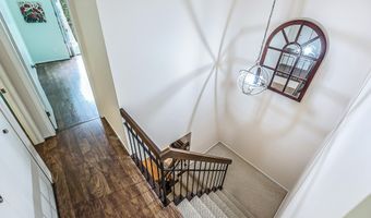 1040 Greenhills Dr, Ann Arbor, MI 48105