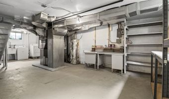 418 S Vail Ave, Arlington Heights, IL 60005