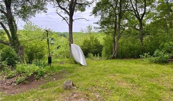 10 Lakeside Dr, Charlestown, RI 02813