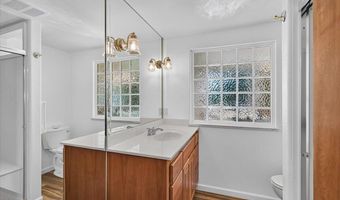 738 Fairway Ct, Ashland, OR 97520
