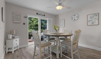 5 Sea Knoll Ct, Bourne, MA 02532