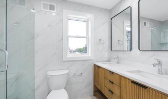 88 W 20TH St 2, Bayonne, NJ 07002