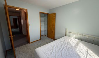 817 Skyline Dr, Bassett, NE 68714
