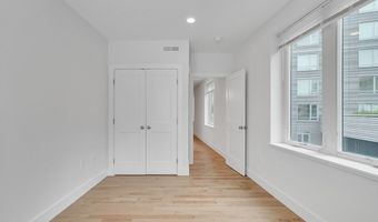 50 Hichborn St 308, Boston, MA 02135