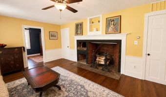 443 Amity Rd, Bethany, CT 06524