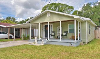 208 FLORIDA Dr, Auburndale, FL 33823