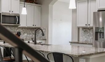 3721 Sapphire Dr, Carlsbad, NM 88220