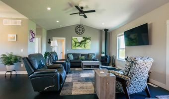 2607 Sparks Ln, American Falls, ID 83211