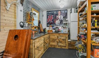 9170 Henry Shubert Rd, Bay St. Louis, MS 39520