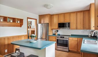 213 Pleasant Ave, Burlington, VT 05408