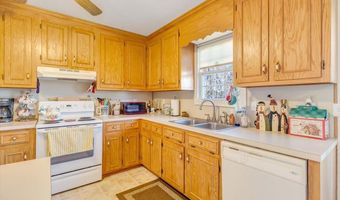 286 Morningside Dr, Appomattox, VA 24522