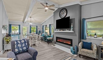 201 Hoop Pole Creek Dr, Atlantic Beach, NC 28512