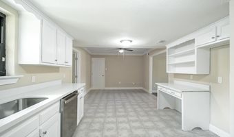 1124 Sharp Rd, Baton Rouge, LA 70815