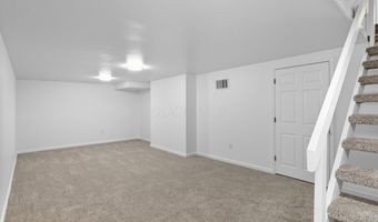 12 Mcguffey Ln, Athens, OH 45701