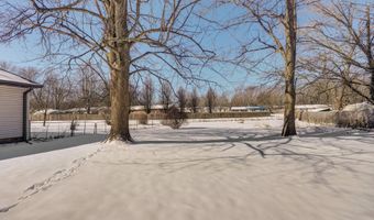 667 W Elm St, Aurora, MO 65605