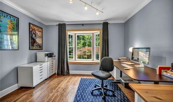 561 Willard Rd, Aurora, OH 44202