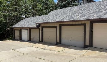 1611 Treetop Trl B, Akron, OH 44313