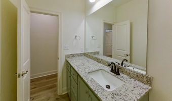 7936 Hendrick Dr, Baton Rouge, LA 70817