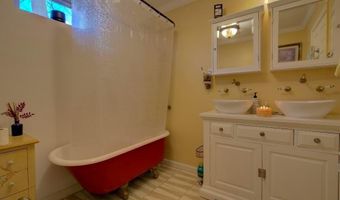 2924 VIRGINIA Ave, Baltimore, MD 21215