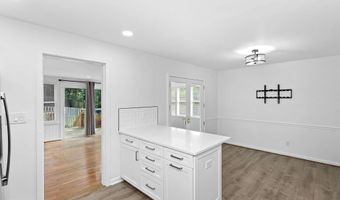 7408 MASONVILLE Dr, Annandale, VA 22003