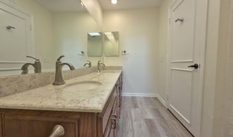 37134 Village 37, Camarillo, CA 93012