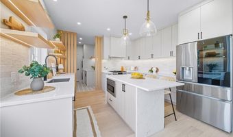 27 Soar Way, Newport, RI 02840