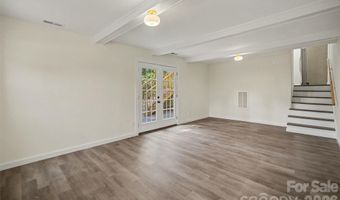 5324 Cheval Pl, Charlotte, NC 28205